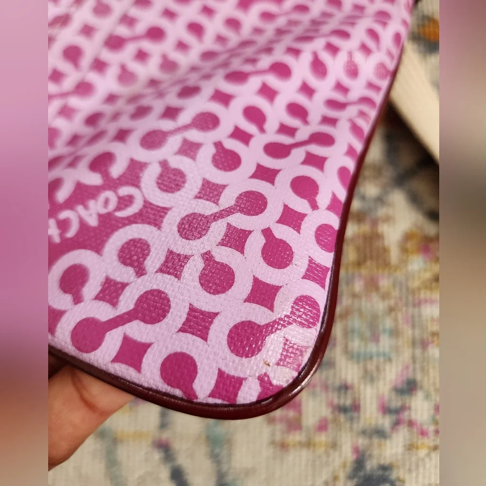 Coach Penelope Op Art Pink Coated Canvas Swingpack Crossbody Bag Handbag Purse - Picture 10 of 16